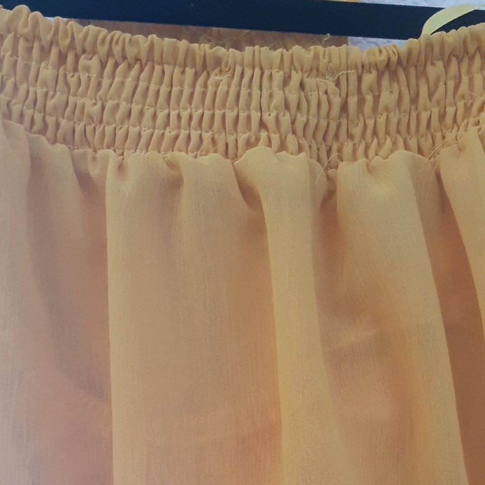 Solution Silk Ruffled Blouse - Picture 5 of 8